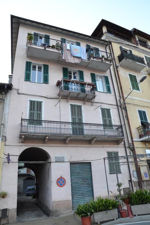 Al Ponte Vecchio Apartamento Dolceacqua Exterior foto